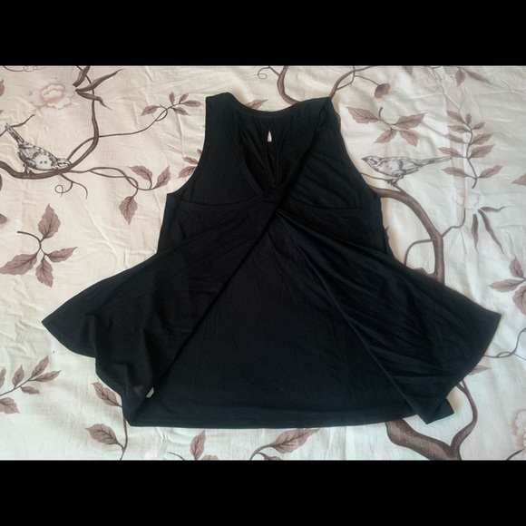 Old Navy “Squad” Tank - Picture 5 of 5